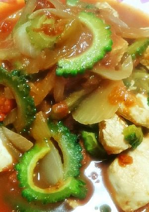 栄養満点♪ゴーヤと鶏むね肉のトマト煮-レシピのメイン写真