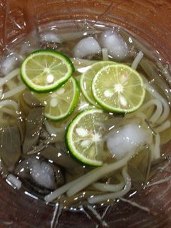 スダチとじゅんさいの冷やしうどん-レシピのメイン写真