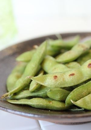 【冷凍野菜】枝豆のフライパン蒸し焼き-レシピのメイン写真
