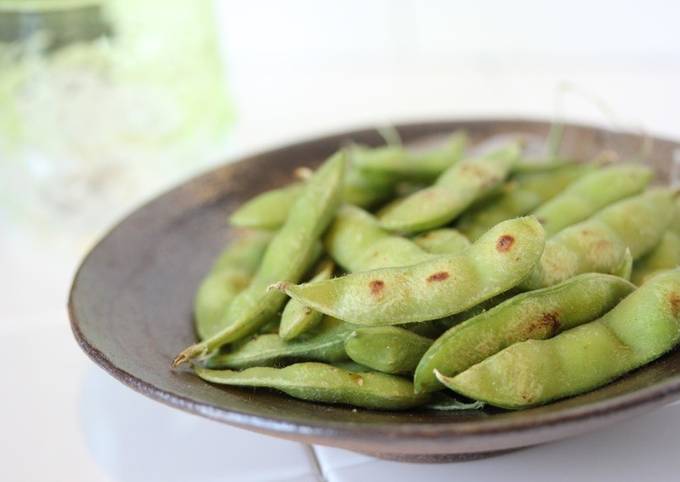 冷凍枝豆のフライパン蒸し