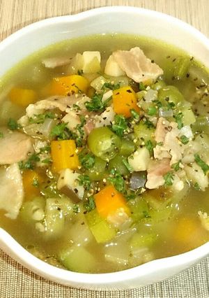 栄養満点！野菜たっぷり食べるスープ-レシピのメイン写真