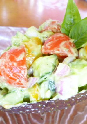 アボカドココット☆バジルの夏野菜サラダ-レシピのメイン写真