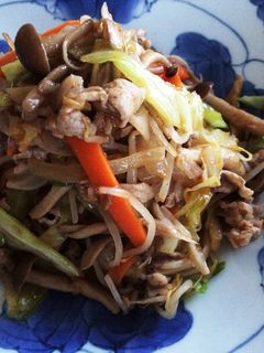 キムチ風味の肉野菜炒め-レシピのメイン写真