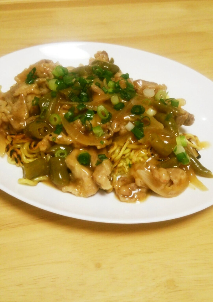 豚肉と万願寺とうがらしの餡かけ焼きそば-レシピのメイン写真