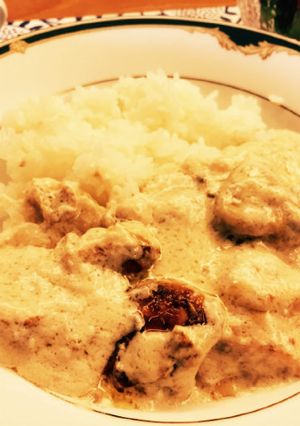 超簡単おもてなし料理！鶏もも肉クリーム煮-レシピのメイン写真