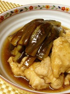 パンチで簡単★柔らかい鶏胸肉となすの煮物-レシピのメイン写真