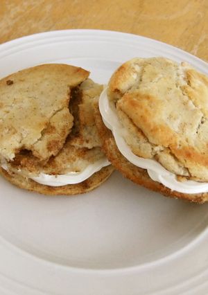 GFシナモンビスケットのクリームサンド-レシピのメイン写真