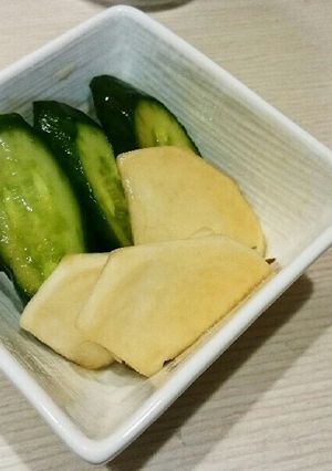 キュウリと大根(蕪でもOK)の浅漬け-レシピのメイン写真