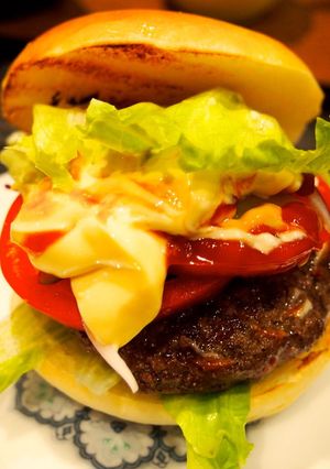 鹿角短角牛のひき肉でアメリカンバーガー-レシピのメイン写真