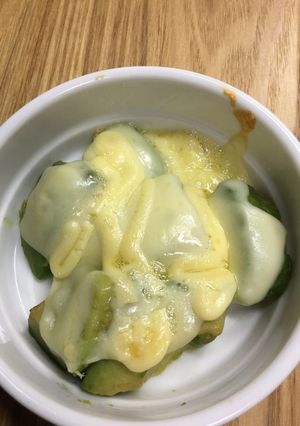 アボカドのマヨチーズ焼き-レシピのメイン写真