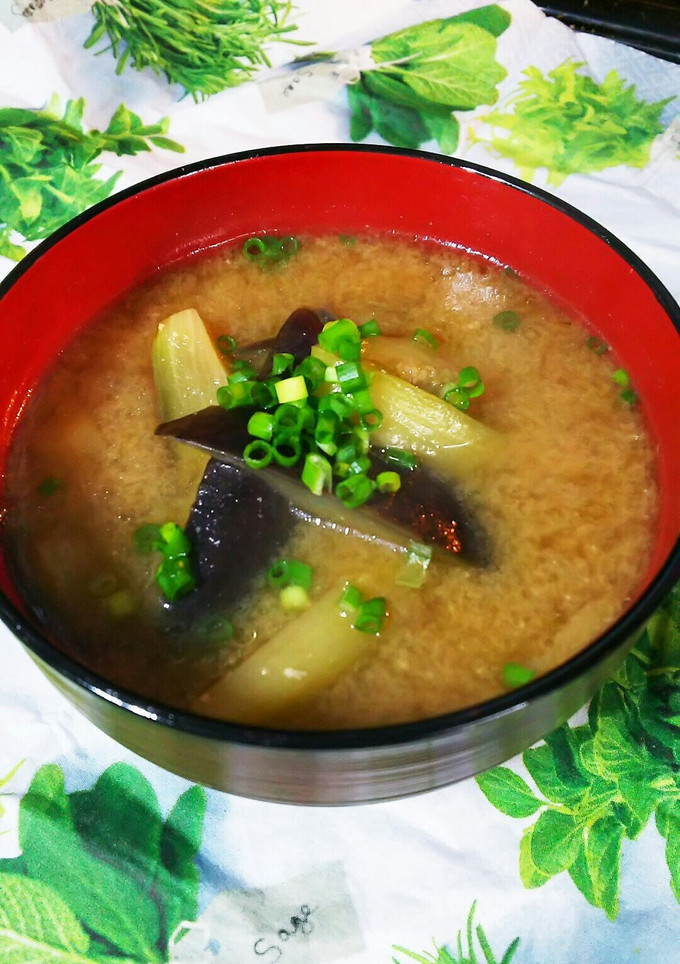 旨い！ごま油で炒める✨茄子のお味噌汁-レシピのメイン写真