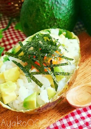 簡単♪アボカドとクリチ入りTKG♪-レシピのメイン写真