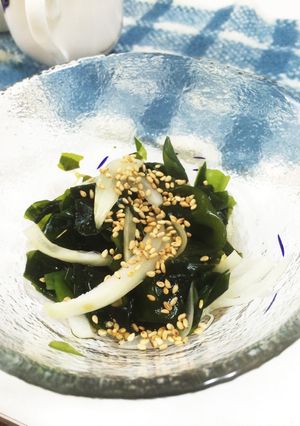 ワカメと玉ねぎのワサビポン酢和え-レシピのメイン写真