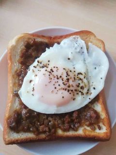 キーマカレー乗せトースト-レシピのメイン写真
