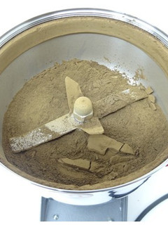 ほうじ茶の粉末化|粉砕機ハイスピードミル-レシピのメイン写真