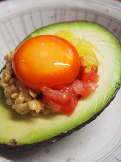 アボカドココットでご飯のお友-レシピのメイン写真