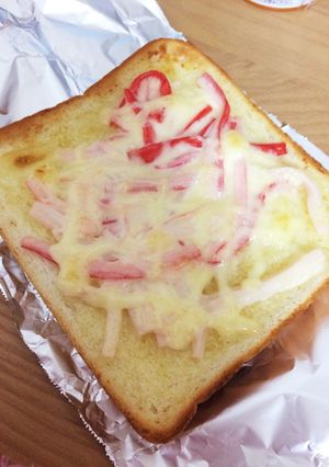 簡単！かにかまマヨネーズトースト-レシピのメイン写真