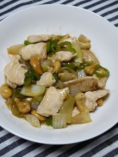 簡単!鶏肉のカシューナッツ炒め-レシピのメイン写真