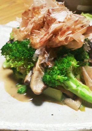 楽チン！シイタケとブロッコリーバター炒め-レシピのメイン写真