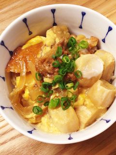 お麩とさつま揚げの卵とじ☆節約丼!-レシピのメイン写真