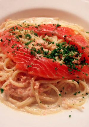 レストランの贅沢カルボナーラスパゲティ-レシピのメイン写真
