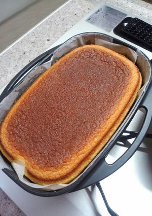 ダッチオーブンで！ハニーカステラ-レシピのメイン写真