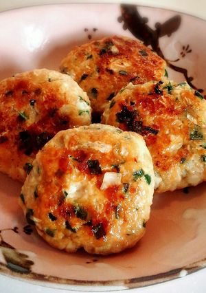 卵なし♪鶏ひき肉の餃子風ハンバーグ♪-レシピのメイン写真