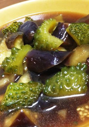 ごま油香るゴーヤとなすの煮物-レシピのメイン写真