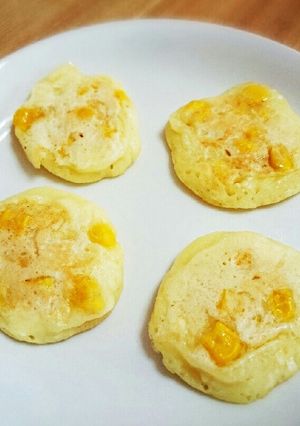 離乳食＊豆腐でふわもち♡コーンパンケーキ-レシピのメイン写真