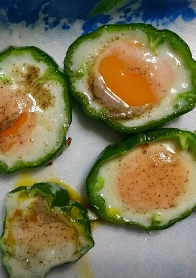 お弁当用！ピーマンでお花型目玉焼き-レシピのメイン写真