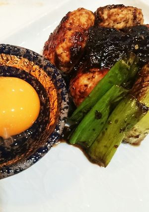 赤味噌 つくね 卵黄付け ふわふわ-レシピのメイン写真