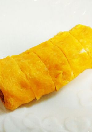 お弁当に大活躍！塩麹とマヨの卵焼き-レシピのメイン写真