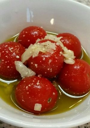 チーズが決め手！プチトマトのオイル漬-レシピのメイン写真