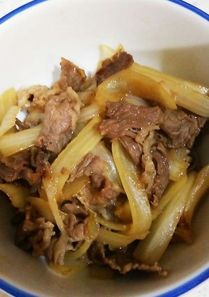 バターでこくうま❗牛肉と玉ねぎ炒め✨-レシピのメイン写真