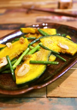簡単❢かぼちゃとにんにくの芽の炒め物-レシピのメイン写真