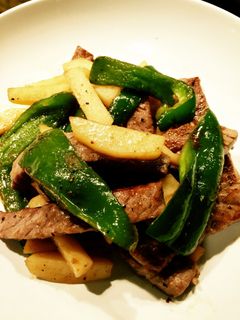 簡単牛肉とじゃがいもピーマン炒め-レシピのメイン写真