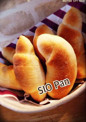 超簡単♡手ごねでolive塩パン☆-レシピのメイン写真