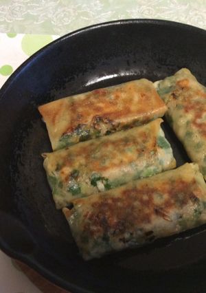 春巻き皮で作る餃子風鉄板ニラ饅頭-レシピのメイン写真
