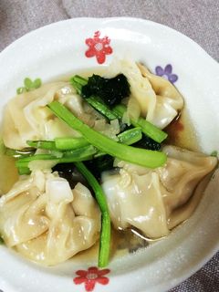 簡単中華✨餃子の皮でスープ小籠包-レシピのメイン写真