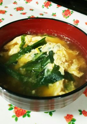 朝食に！皆が大好き✨ニラと卵のお味噌汁-レシピのメイン写真