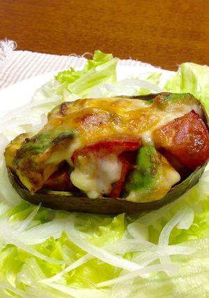 甘い八丁味噌ダレ和えアボカドココット-レシピのメイン写真