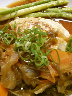簡単!豆腐ハンバーグ♪ 甘酢野菜ソースで-レシピのメイン写真