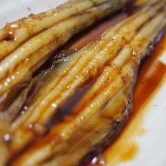 รูปของ 白焼き穴子の照り煮