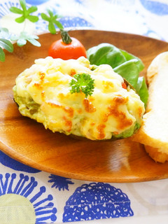 ツナマヨカレーdeアボカドココット-レシピのメイン写真