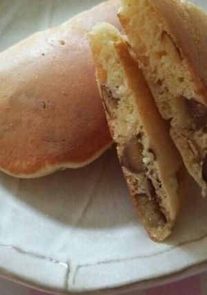 栗入りホットケーキ(メープルシロップ入)-レシピのメイン写真