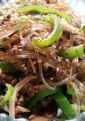 野菜嫌いもOK!ﾋﾟｰﾏﾝと挽き肉炒め-レシピのメイン写真