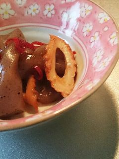 お酒が進む!こんにゃくとちくわのきんぴら-レシピのメイン写真