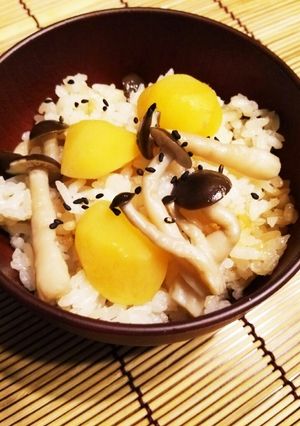 プチッと鍋★しめじと栗ご飯♪簡単！炊飯器-レシピのメイン写真