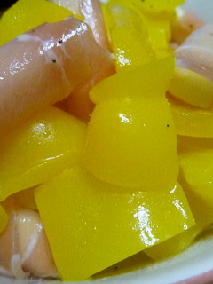 黄パプリカと生ハムチーズのマリネ風サラダ-レシピのメイン写真