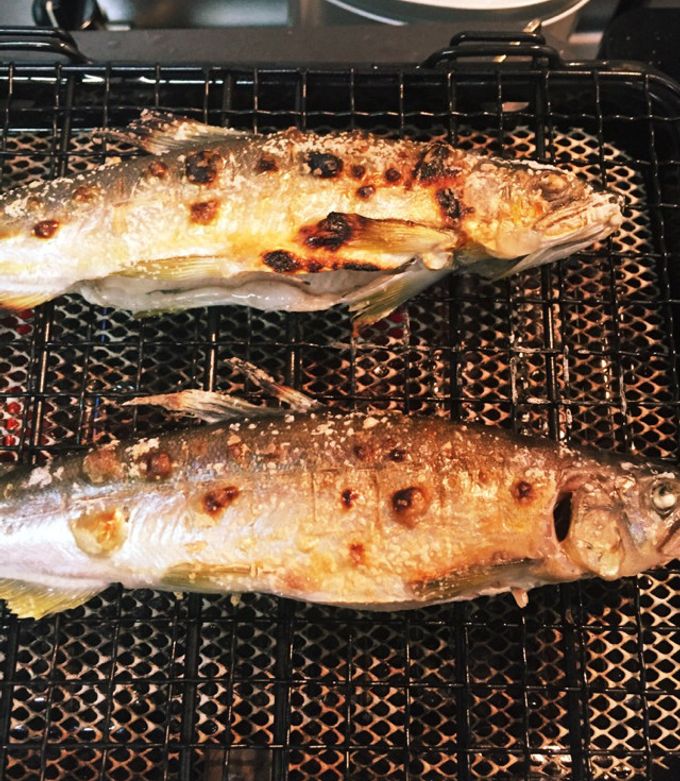 あゆの塩焼きさま確認ページ♡ Amazon.co.jp: 鮎 塩焼き (10匹) 鮎の塩焼き アユ あゆ おつまみ
